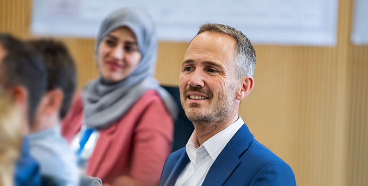 20230611-GM-InformationSession-WEB-tile-card-740x374 - IMD Business School