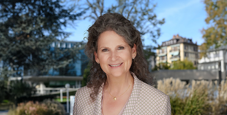 20240607-Faculty-Susan_Goldsworthy-Topbanner-Card-740x374 - IMD Business School